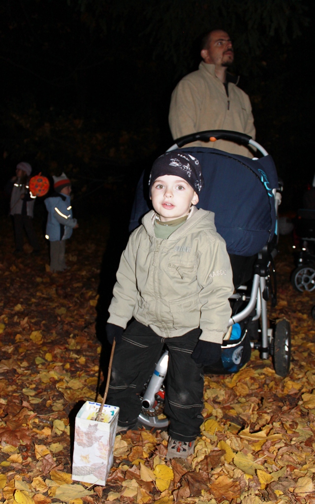 lampionový průvod ve Vinoři